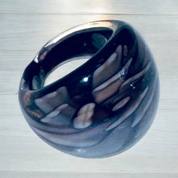 Glass Art Statement Ring Petals Modern Look Unusual Costume Jewelry - Picture 4 of 4